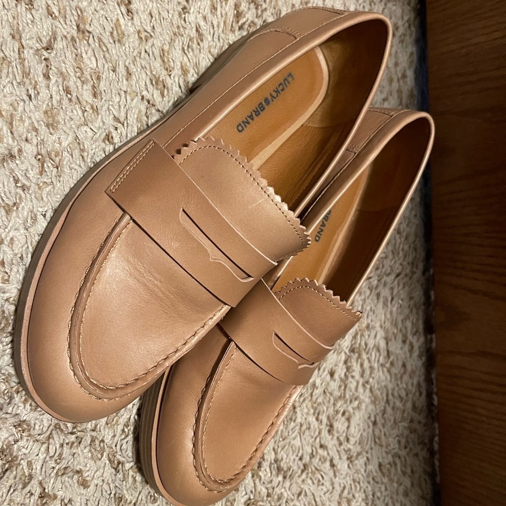 Lucky Brand Floriss Penny Loafer - Tan - like new!